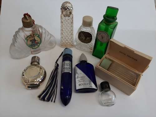 9 x Small Vintage Perfume Bottles - See pictures