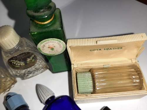 9 x Small Vintage Perfume Bottles - See pictures