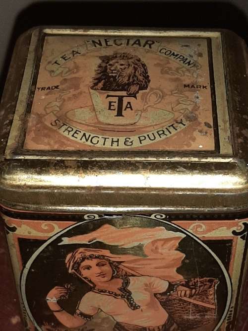 Vintage Nectar Tea Tin