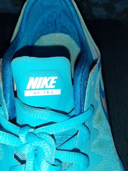 Nike Dual Fusion - Size 6