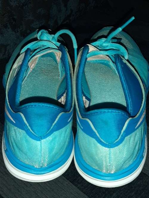 Nike Dual Fusion - Size 6