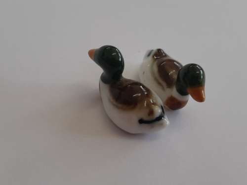 2 x Very Small Miniature Duck Figurines - 1.7cm x 1.2cm