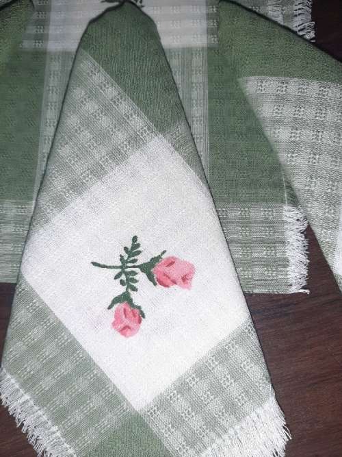 Set of 4 Vintage Material Napkins