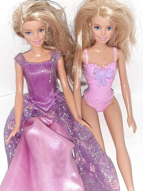 2 x Mattel Barbies - See pictures