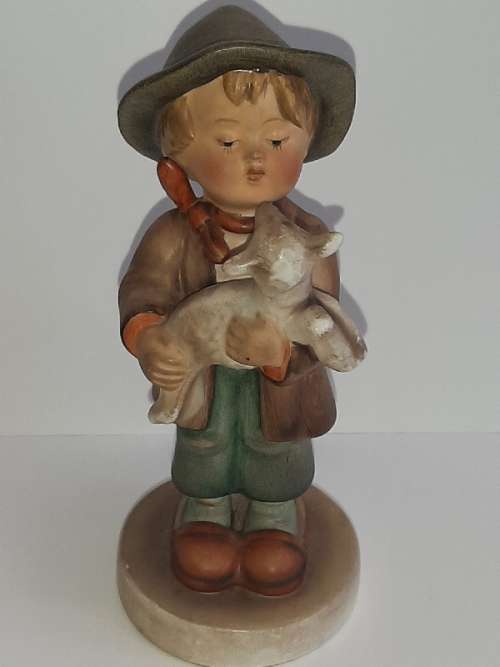 Beautiful Vintage Figurine of Boy with lamb - Germany