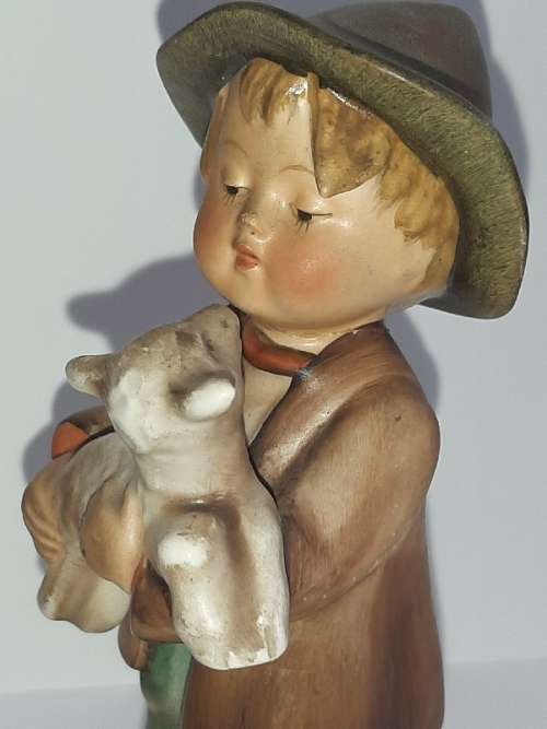 Beautiful Vintage Figurine of Boy with lamb - Germany