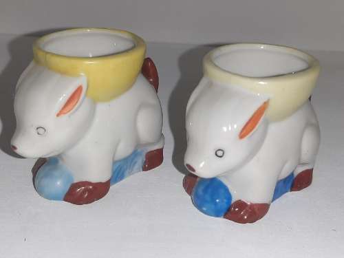 2 x Vintage Egg cups