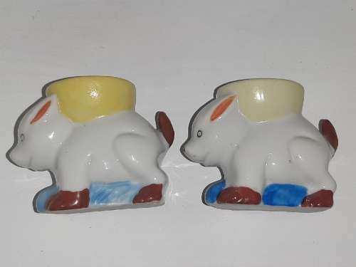 2 x Vintage Egg cups