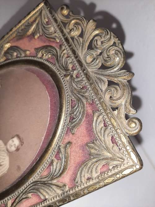 Beautiful vintage brass ornate picture frame - Made in Italy