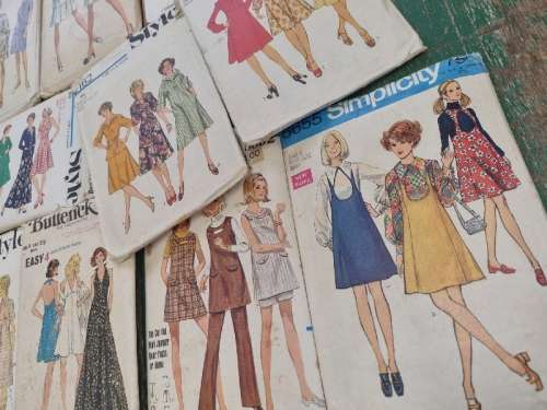 10 x Vintage Clothing Patterns - Ladies