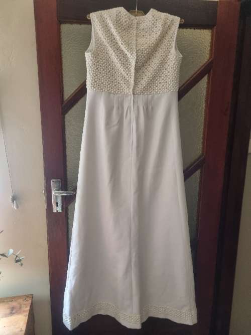 Beautiful Vintage Dress / Vintage Wedding Dress - Size Small