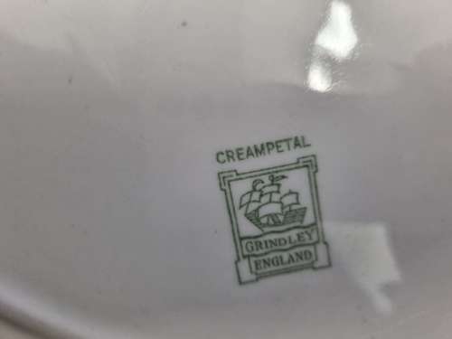 Beautiful Large Oval Serving Plate - Grindley - England - Creampetal