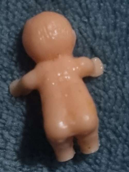 6 x Miniature Vintage Plastic Baby Dolls