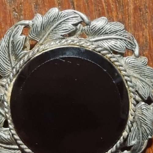 Beautiful Vintage Brooch with Black Stone
