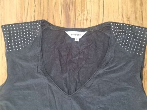 Beautiful Black Pringle Top - Size M