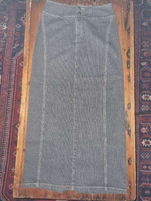 Daniel Hechter Denim Skirt - Long Length - Size 32