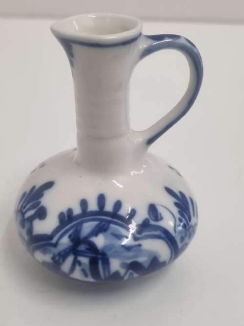 Small Hand Painted Delft Blue Vase - Height - 8cm