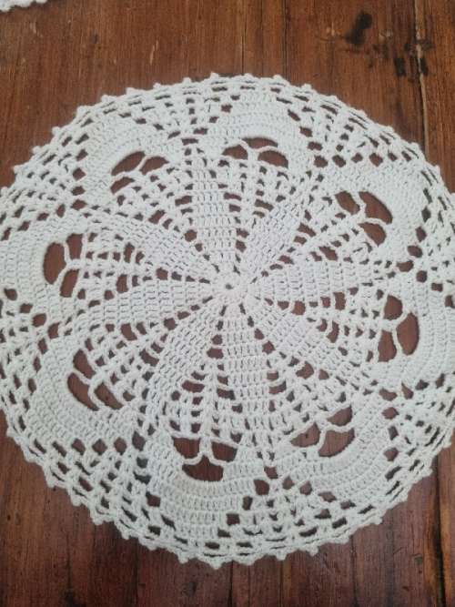 5 x Crochet Doilies - 27cm