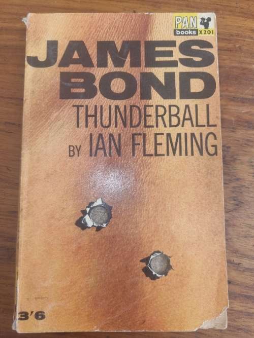 James Bond - Thunderball by Ian Fleming