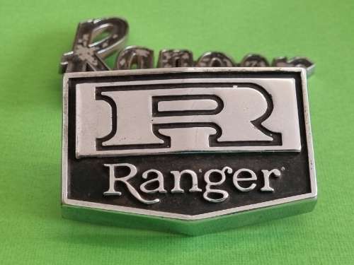 2 x Vintage Metal Car Badges - Ford Ranger