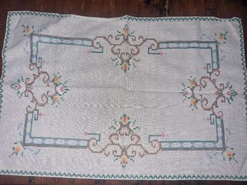 Vintage Embroidered Tea Tray Cloth