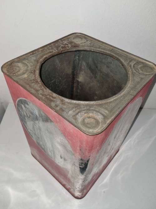 Large Vintage Main Line Tobacco Tin - 10LBS - 10 Pond - No Lid - See pictures