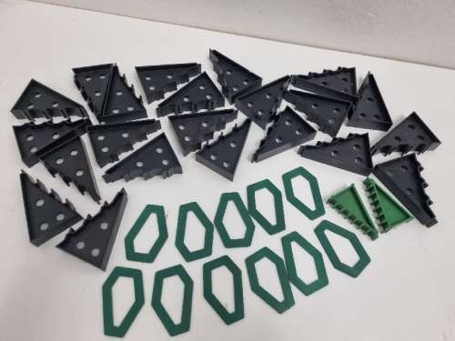 Scalextric Track and Bridge support - 35 pieces