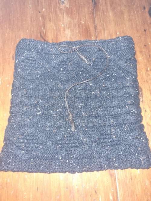 Woolworths warm scarf / snood