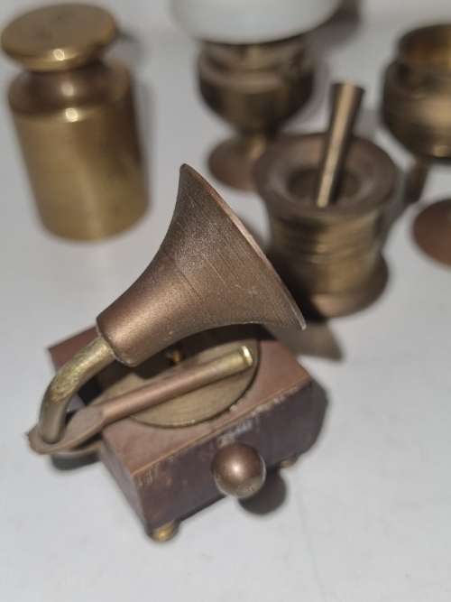 9 x Miniature Brass Items - Incl. Gramophone, 2 x Lanterns, lamp, etc.