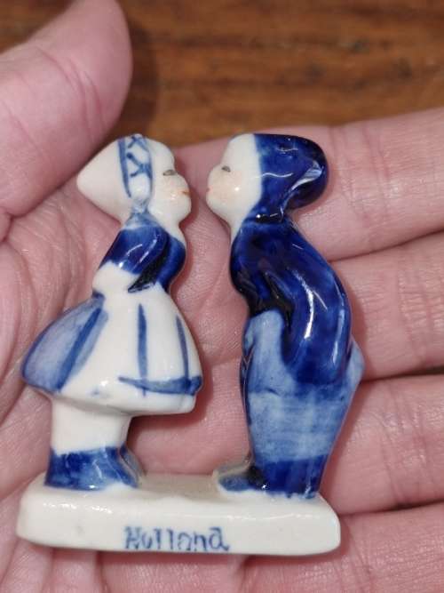 Miniature Delft Man and Woman - Holland - 5.2cm