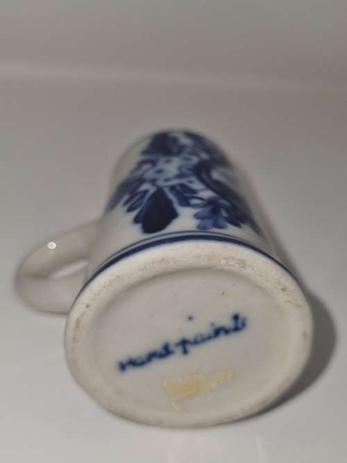 Small Hand painted Delft Mug - Miniature - 5.6cm