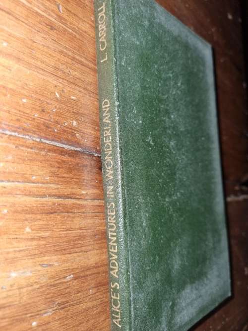 Alice`s Adventures in Wonderland - Lewis Carroll - 1952
