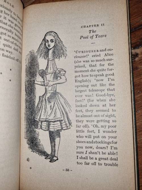 Alice`s Adventures in Wonderland - Lewis Carroll - 1952