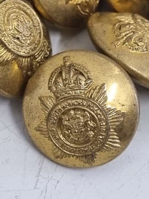 18 x Vintage Military Buttons