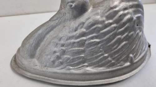 Vintage Duck Shaped Jelly Mould - England - 20cm x 12cm x 10cm