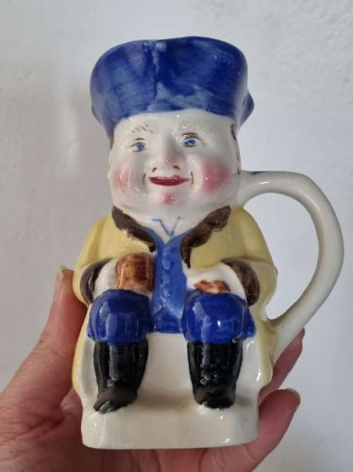 Toby Jug - D050 stamp - Height - 12.5cm