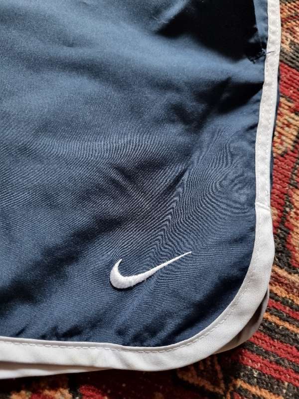 Vintage Style Nike Shorts - Size L - Navy