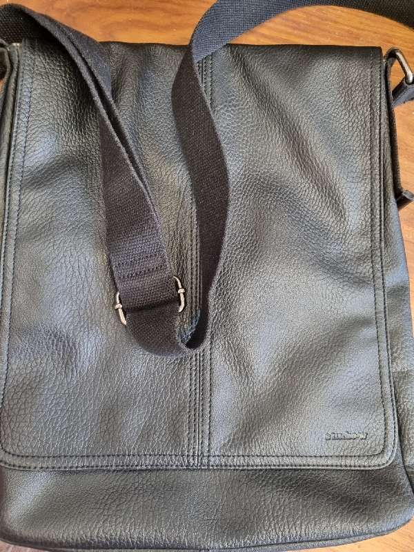 Beautiful Black Studio-W Handbag with lots of space - Great Condition