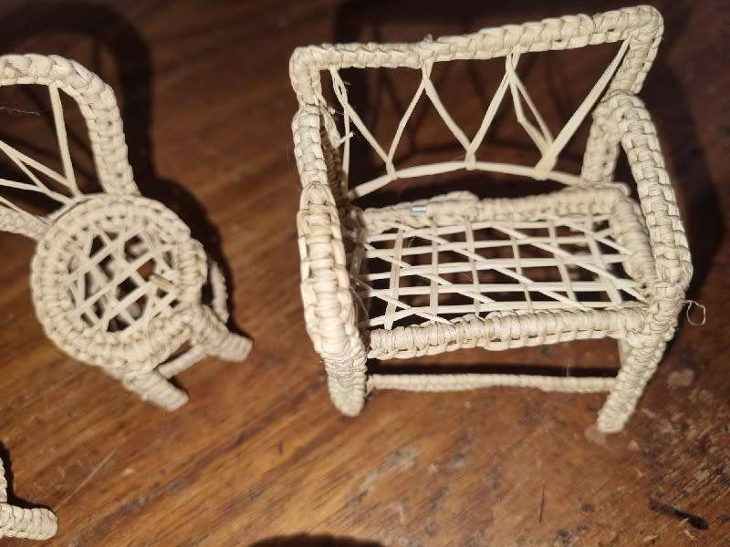 Beautiful Miniature Table and Chair set - 5 Piece - Doll House furniture