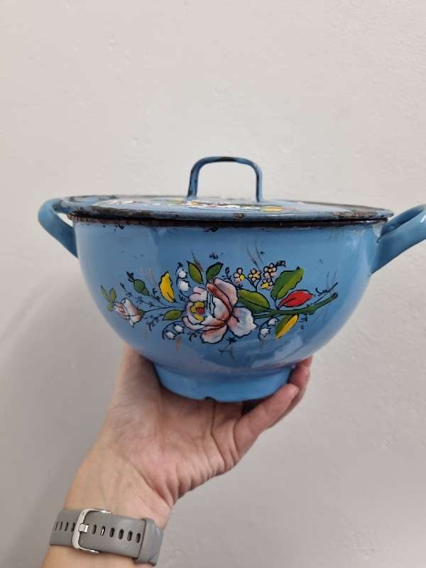 Vintage Blue Enameled Pot with lid
