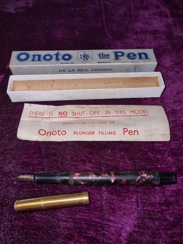 Vintage Fountain Pen - Onoto the Pen - In original box - Not original lid - See pictures - 14c nib