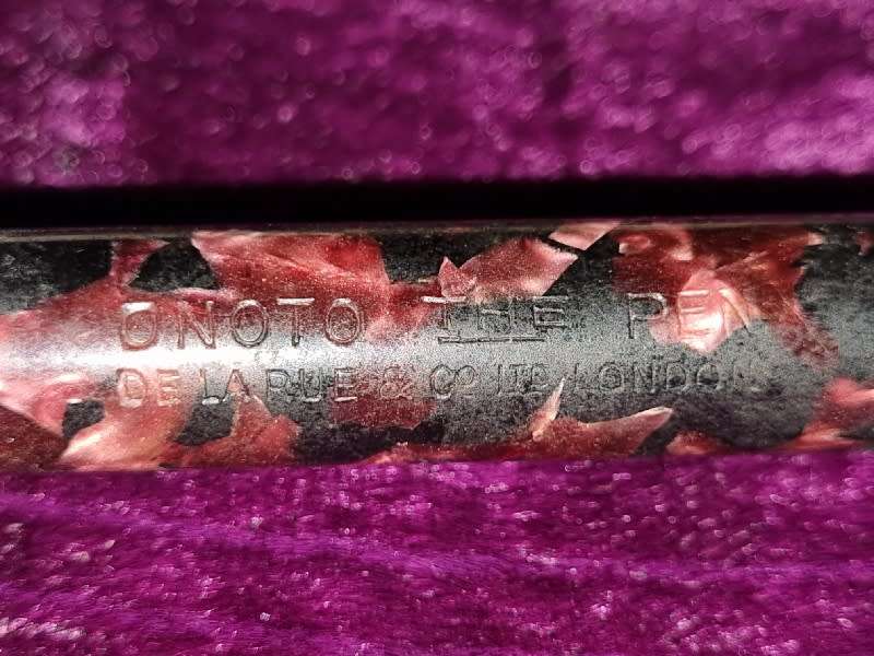 Vintage Fountain Pen - Onoto the Pen - In original box - Not original lid - See pictures - 14c nib