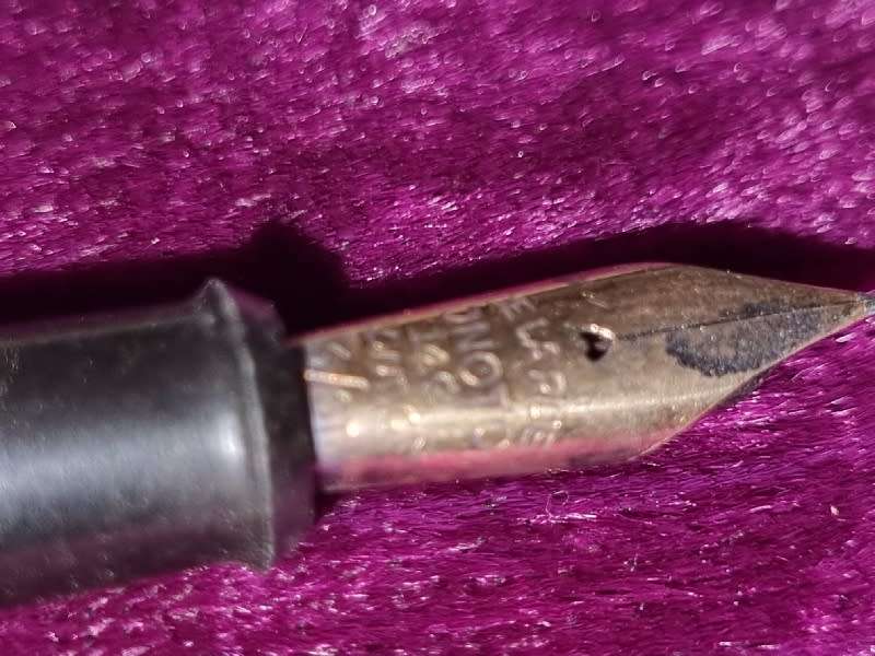 Vintage Fountain Pen - Onoto the Pen - In original box - Not original lid - See pictures - 14c nib