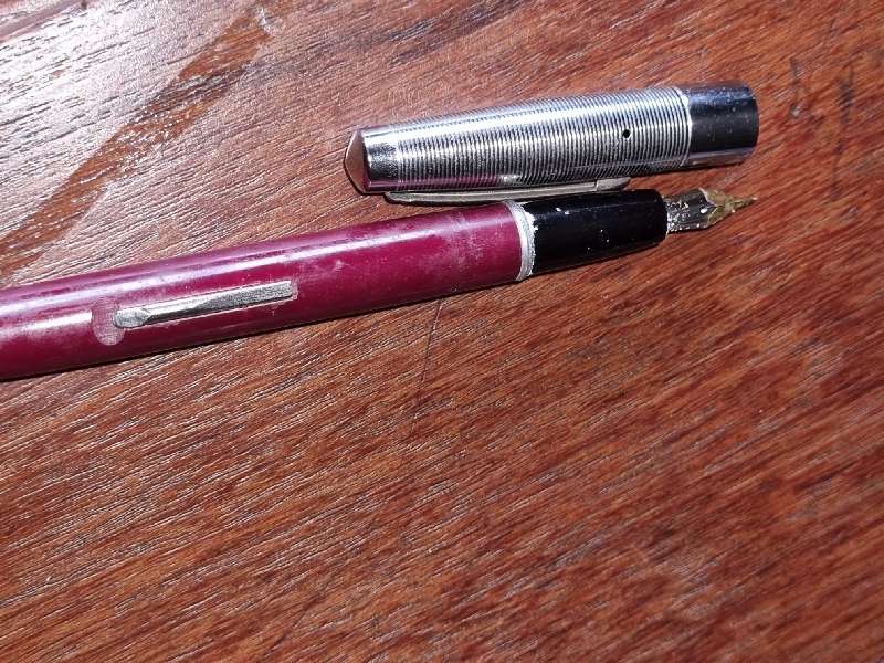 Vintage Platignum Gold Tone Fountain Pen - Made in England