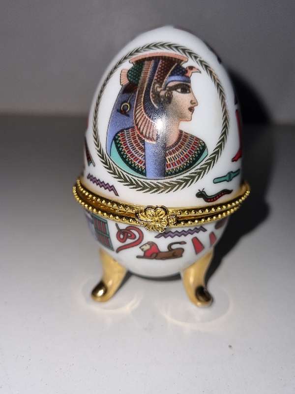 Egyptian Porcelain Egg - Height - 8cm