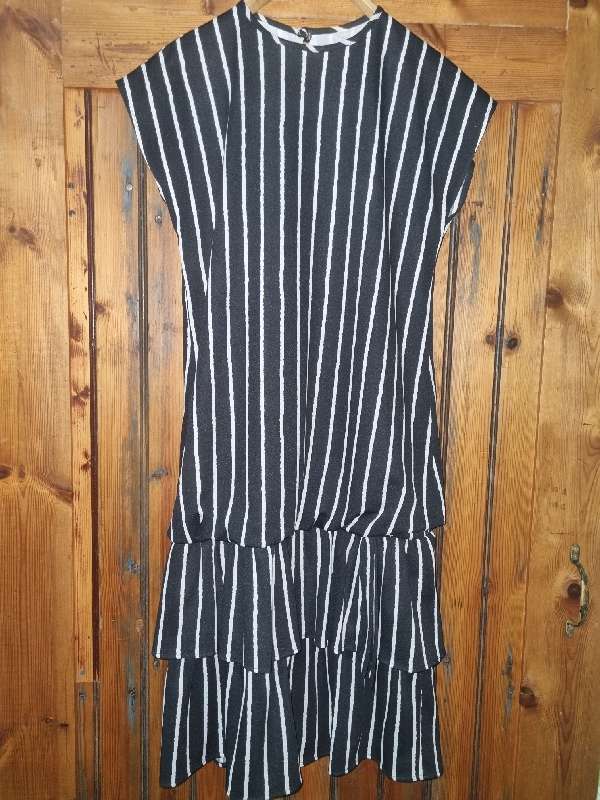 Beautiful Vintage Dress - Size M - Black and White