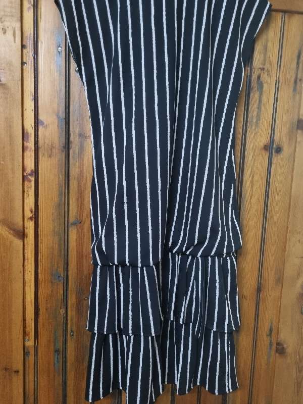 Beautiful Vintage Dress - Size M - Black and White