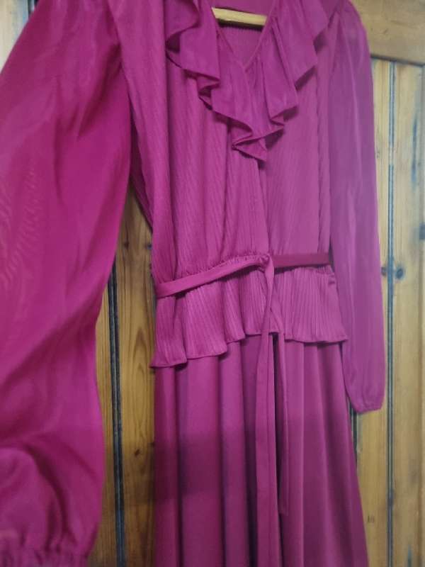 Beautiful Vintage Dress - Size 12