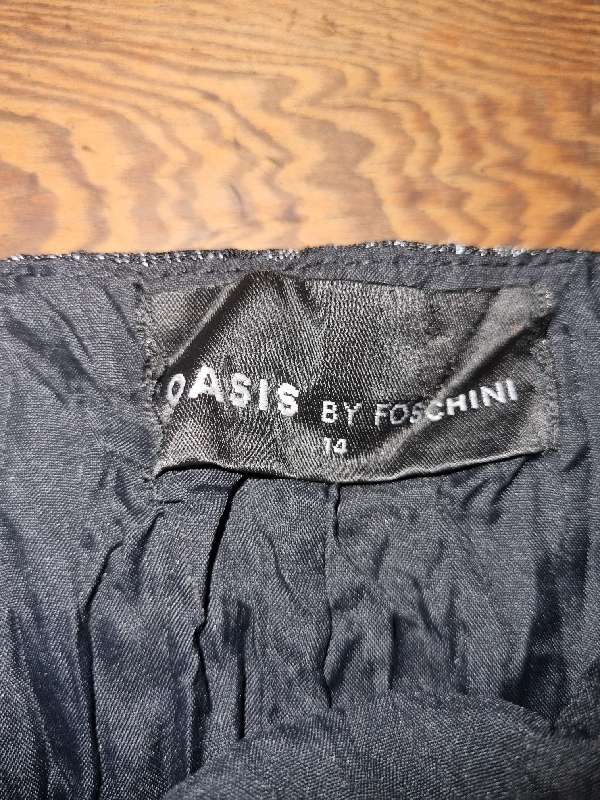 Oasis Skirt - Size 14