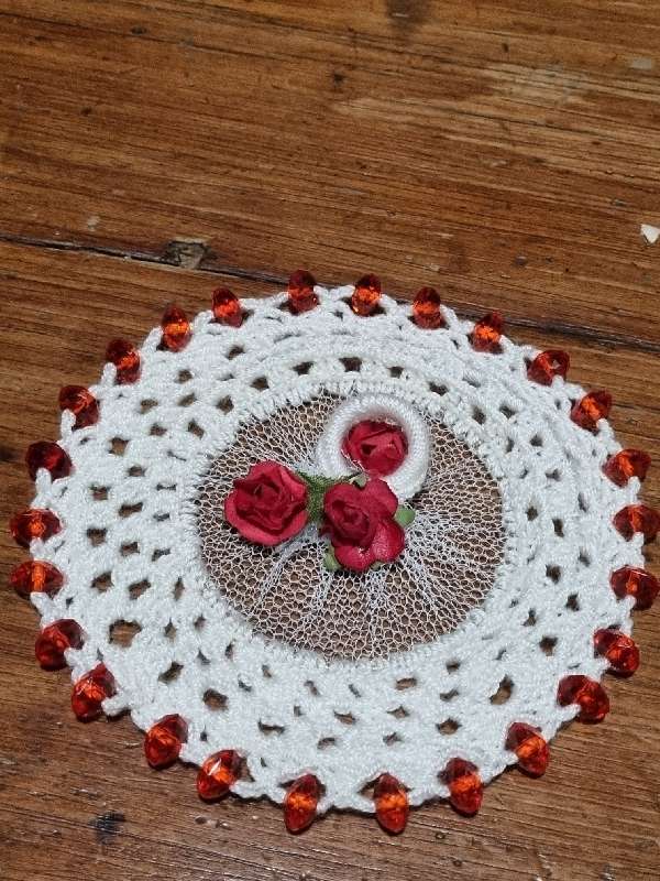 Beautiful Vintage Milk Jug Doily with Beaded detail - Diameter - 13cm